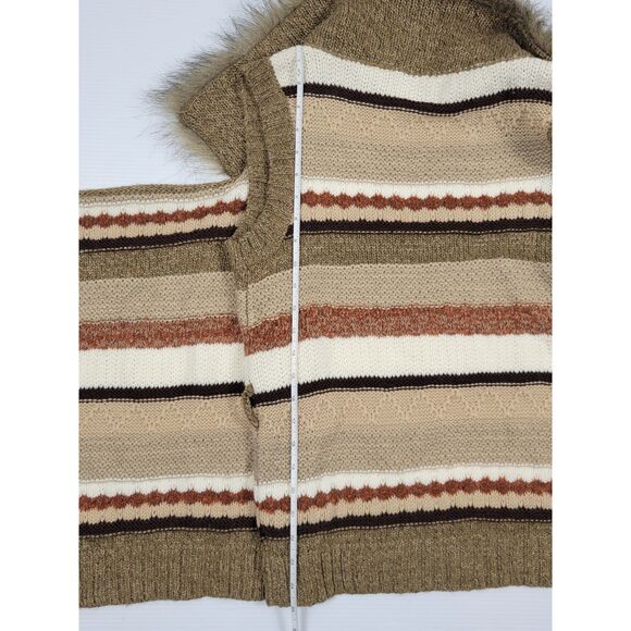 BKE Buckle Sleeveless Sweater Cardigan Faux Fur‎ Collar Womens Large Wool Blend - Picture 7 of 10